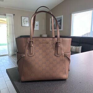 Michael Kors pink Signature Tote